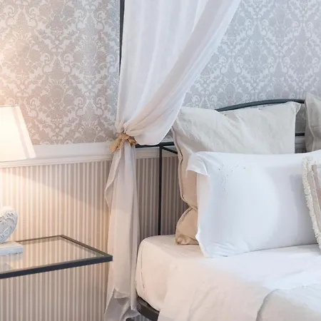 Bed & Breakfast Green Room